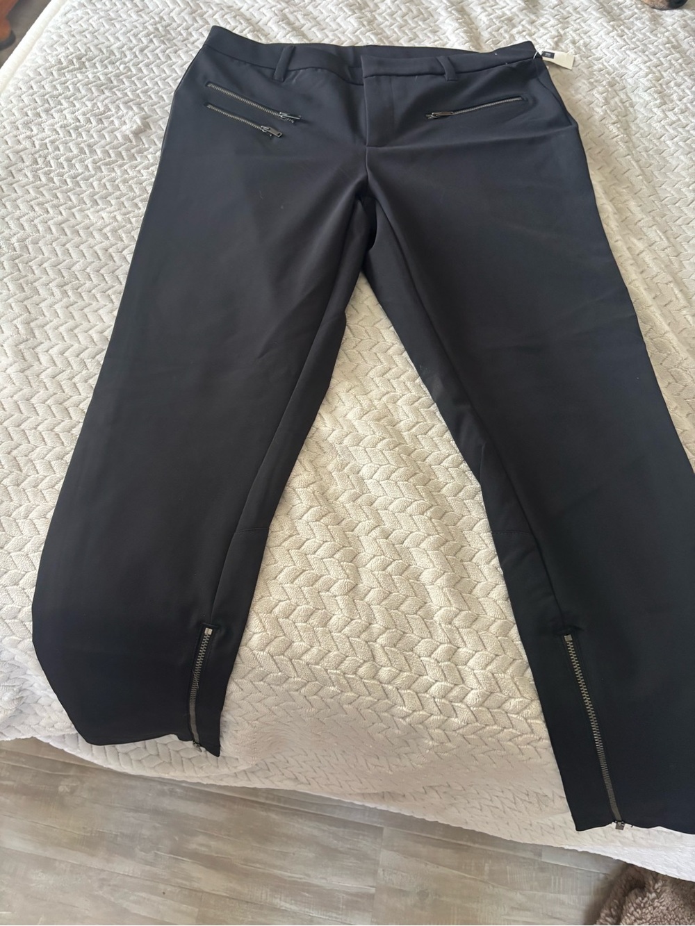 GAP Black Straight-Leg Ankle Pants with Zipper Accents